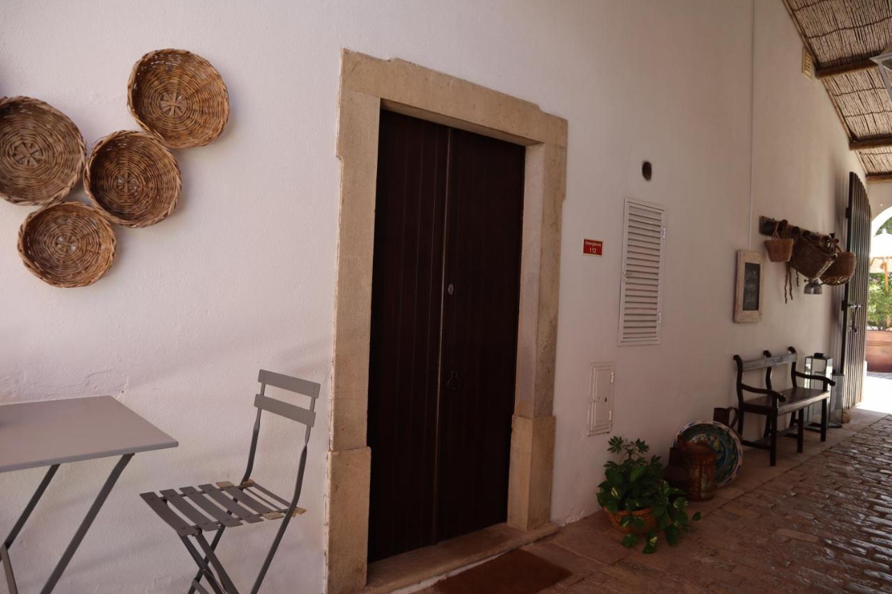Os Agostos Bed & Breakfast エクステリア 写真