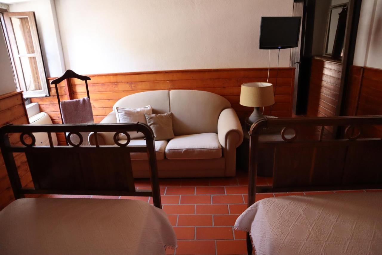 Os Agostos Bed & Breakfast エクステリア 写真
