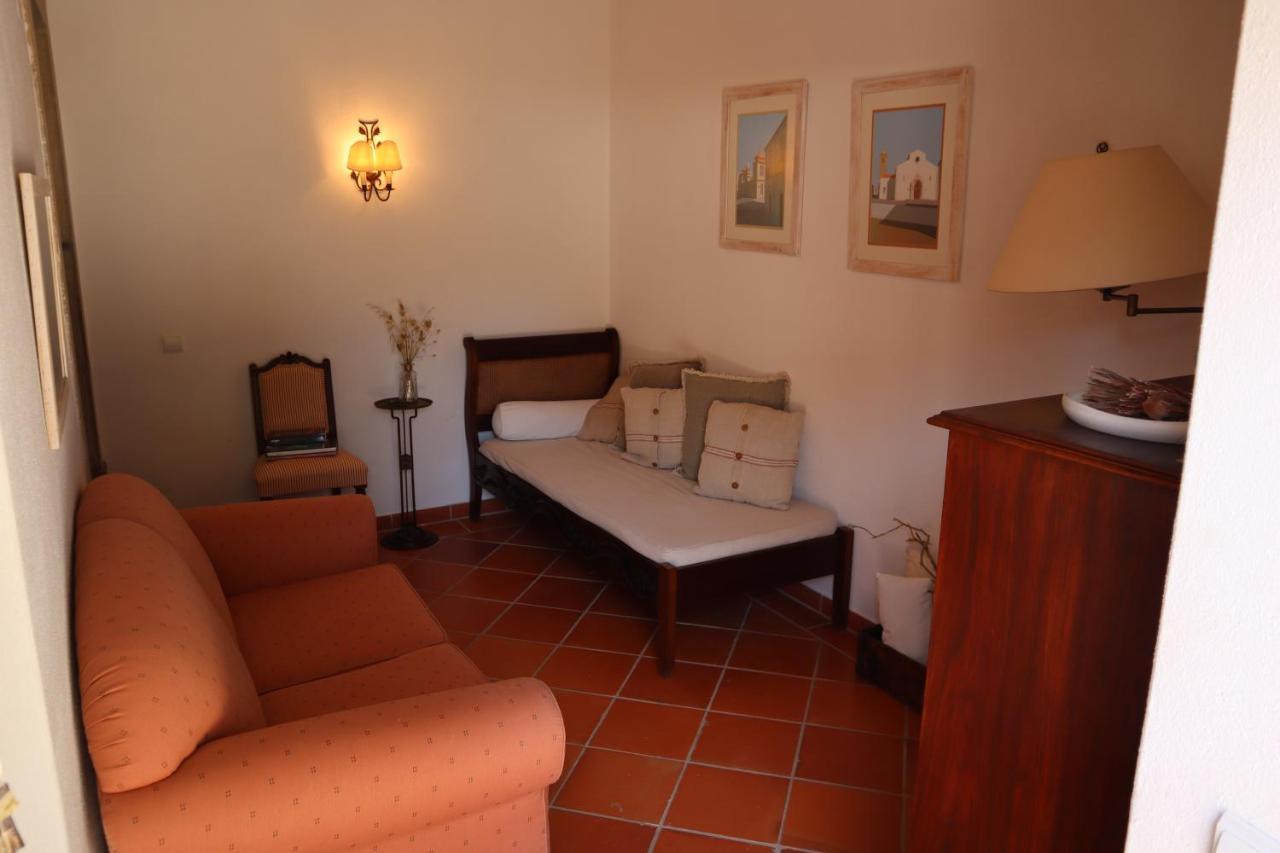 Os Agostos Bed & Breakfast エクステリア 写真
