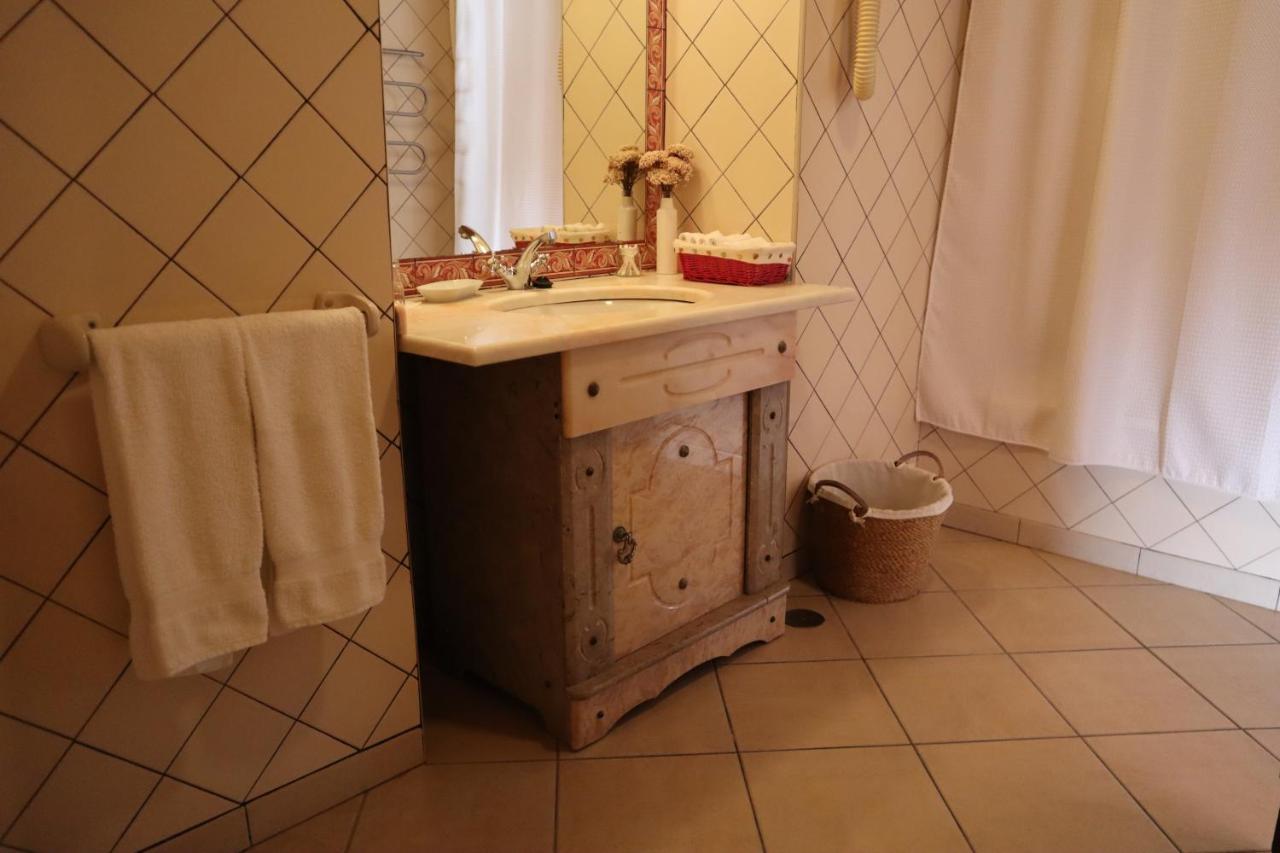 Os Agostos Bed & Breakfast エクステリア 写真