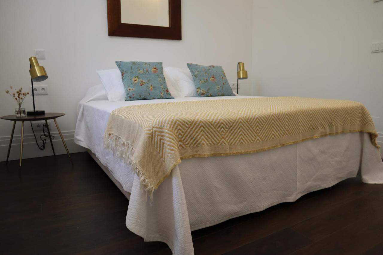 Os Agostos Bed & Breakfast エクステリア 写真